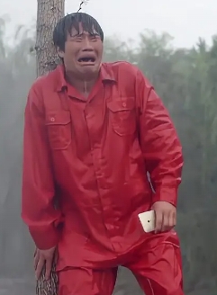 下雨天的公园 

22 / 作者:八十八的八 / 
