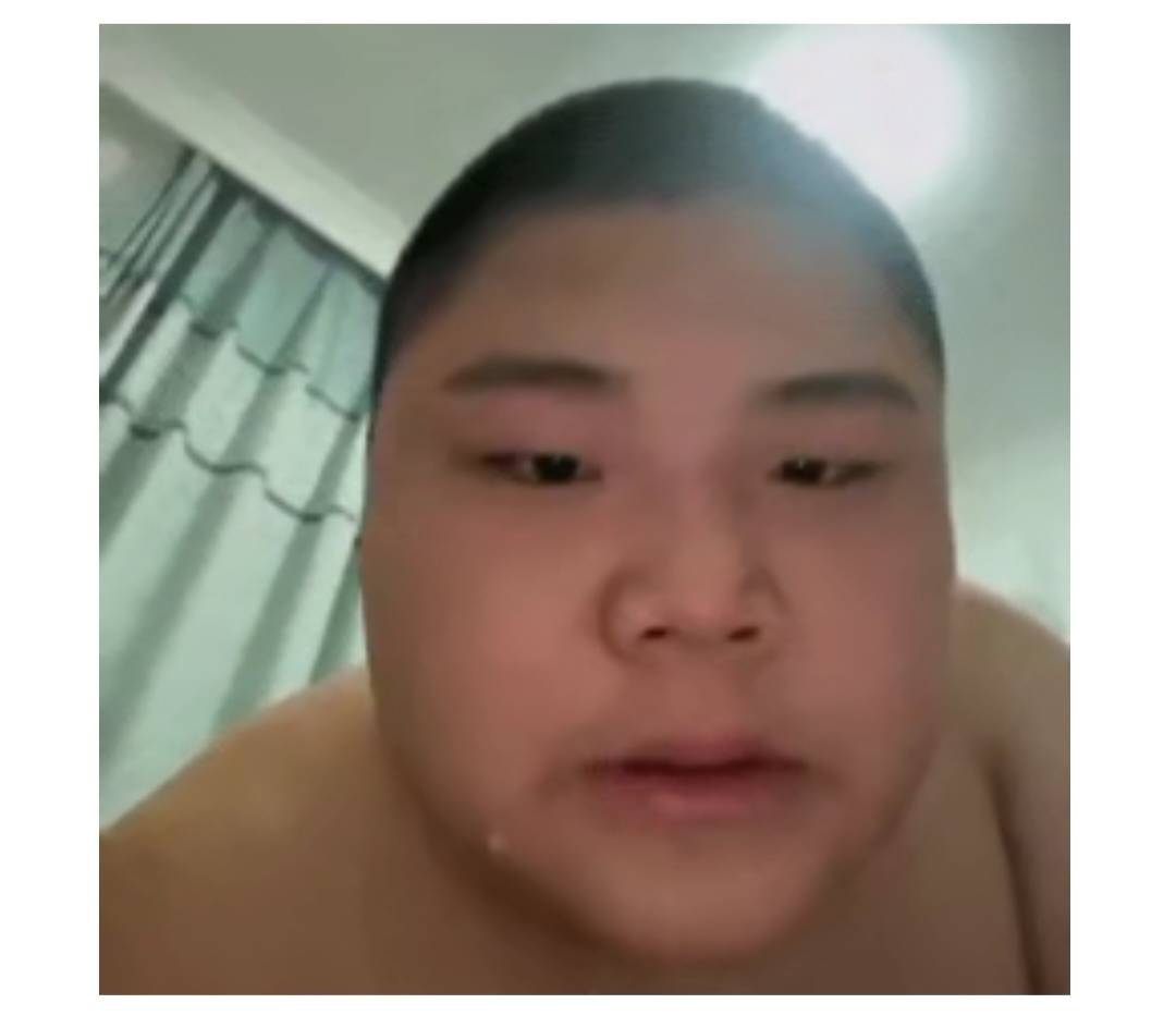 每次倒下才发觉没舍得吃 没舍得买 没舍得喝……

85 / 作者:卡农最帅一哥 / 