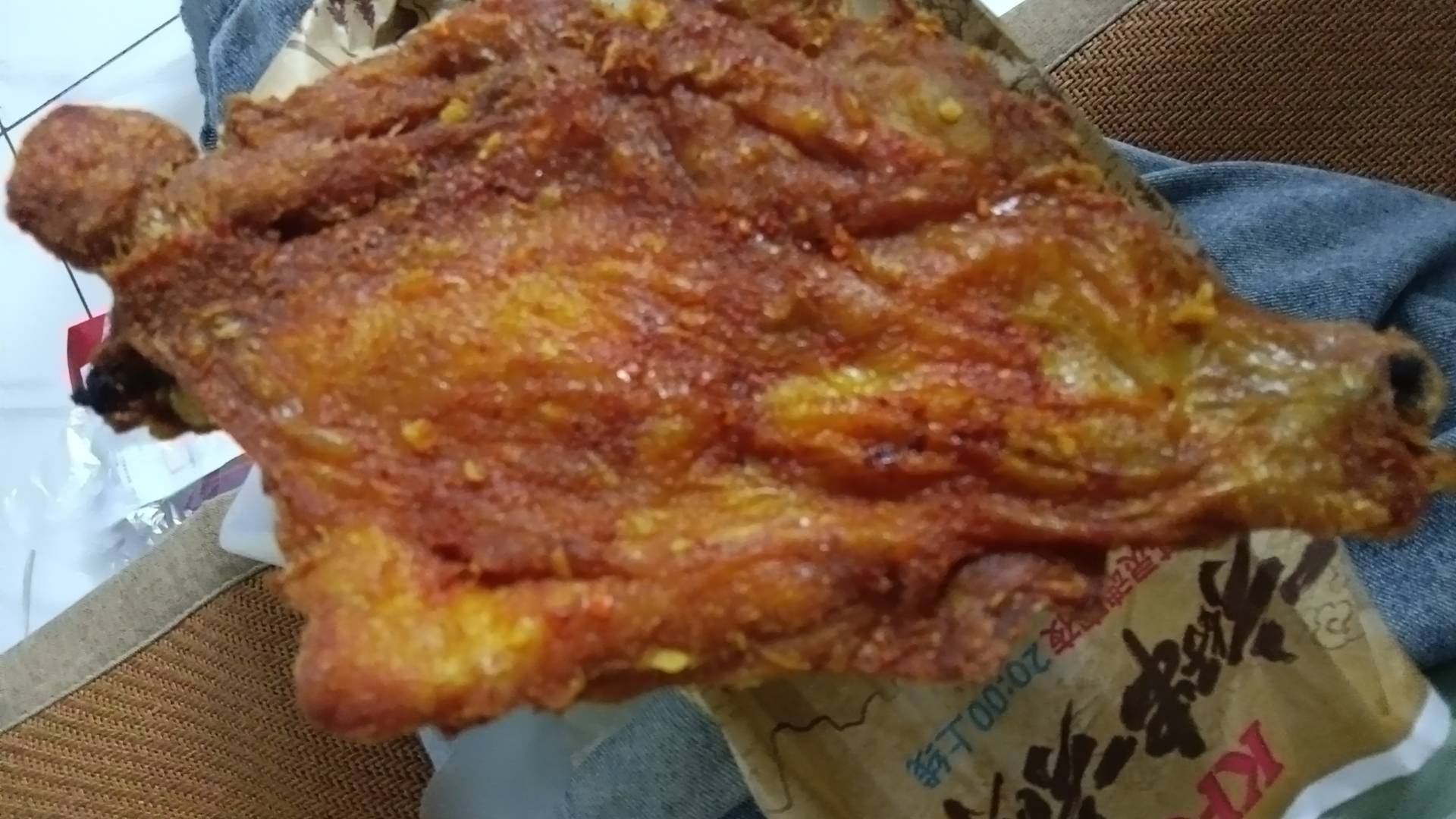 KFC大鸡腿，看着不像鸡腿

26 / 作者:千叶影儿 / 