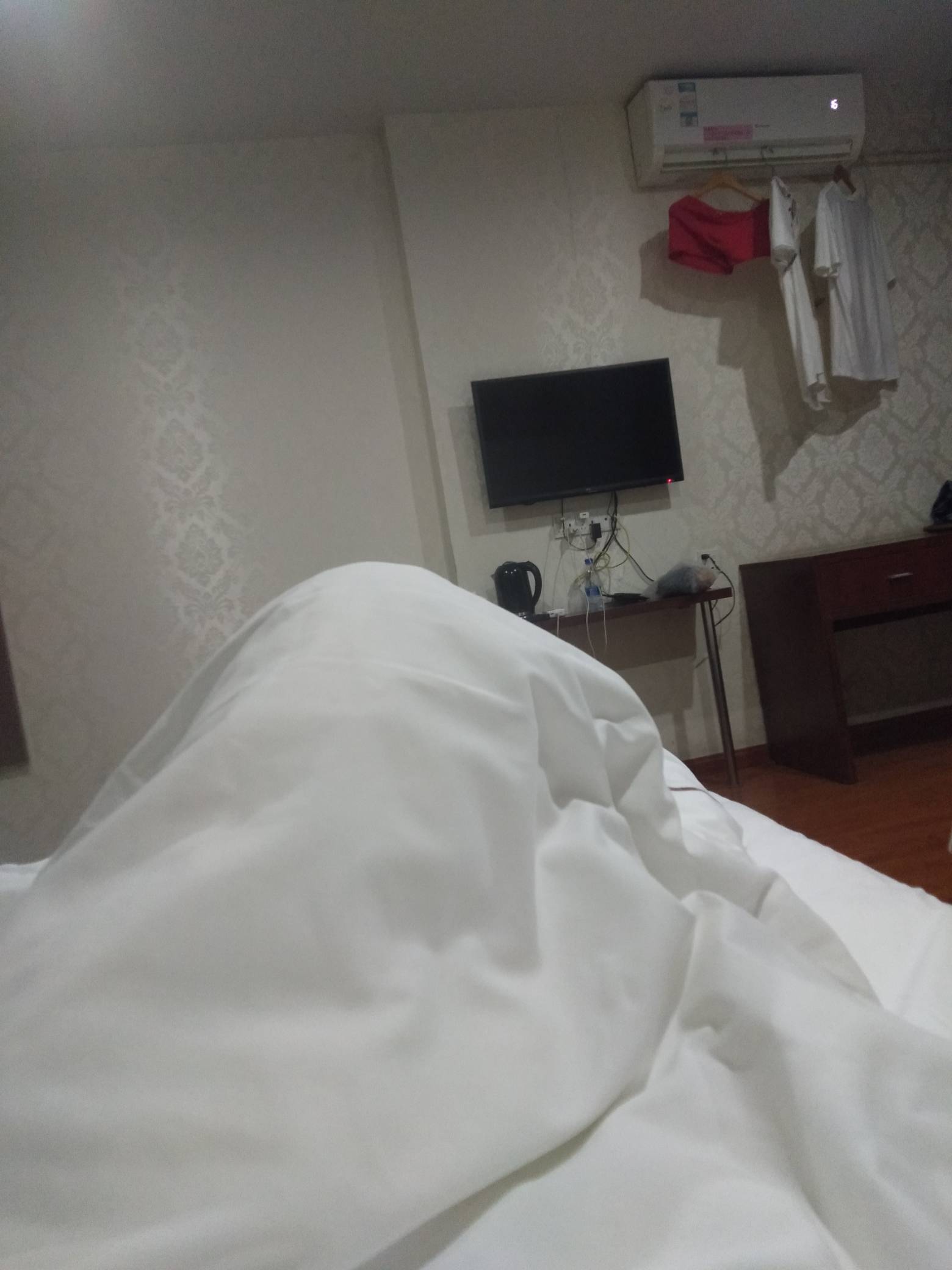 公园躺不住，奢侈一把

33 / 作者:尛•牛•氓 / 