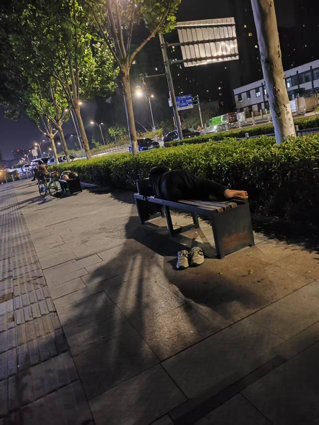 挂壁了


63 / 作者:神孙策 / 