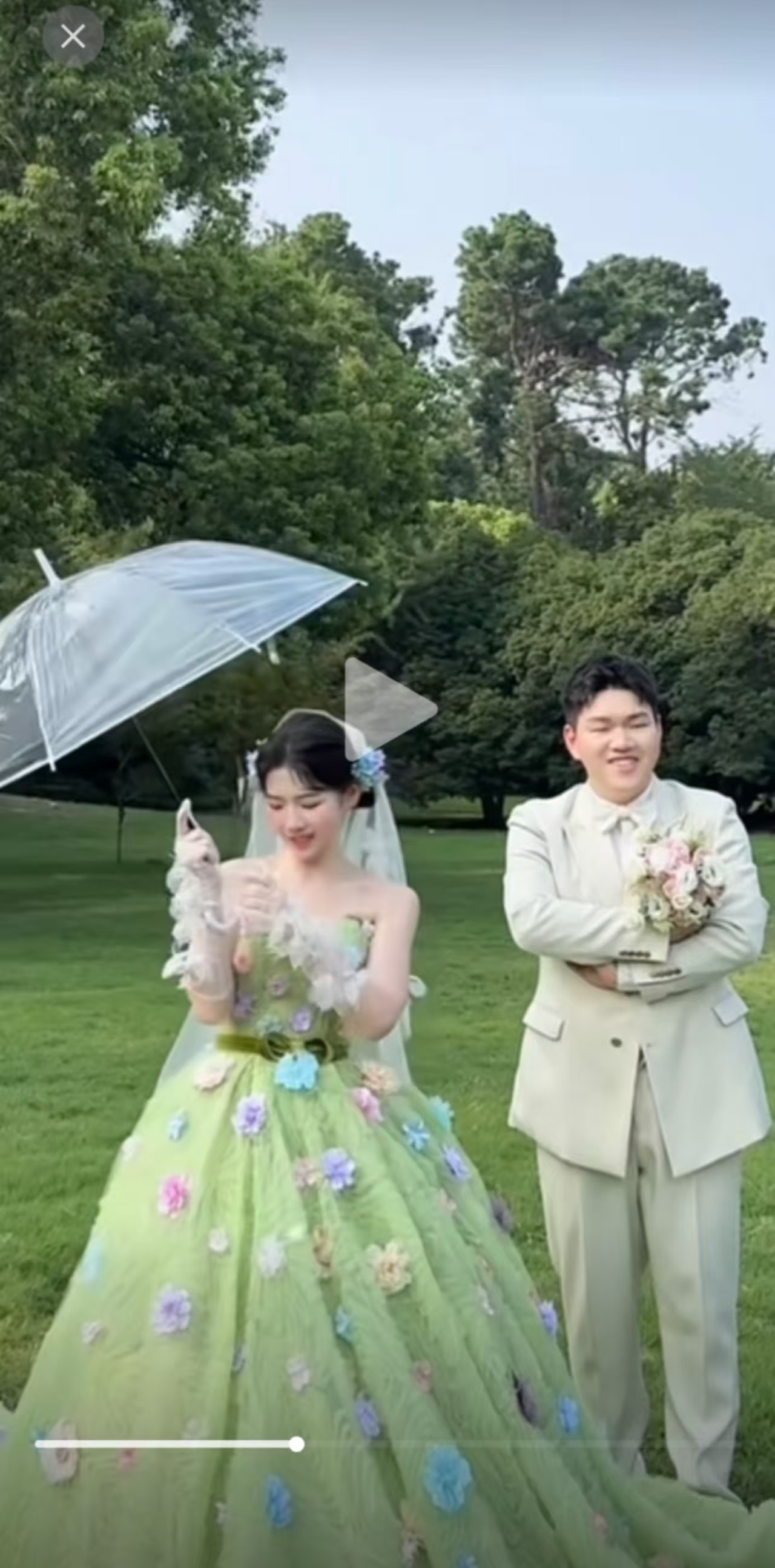 暗恋的女神突然结婚了，天塌了心如刀割，为什么这个男的不是我，都怪我没用不是富二代76 / 作者:卡农从不缺人才 / 