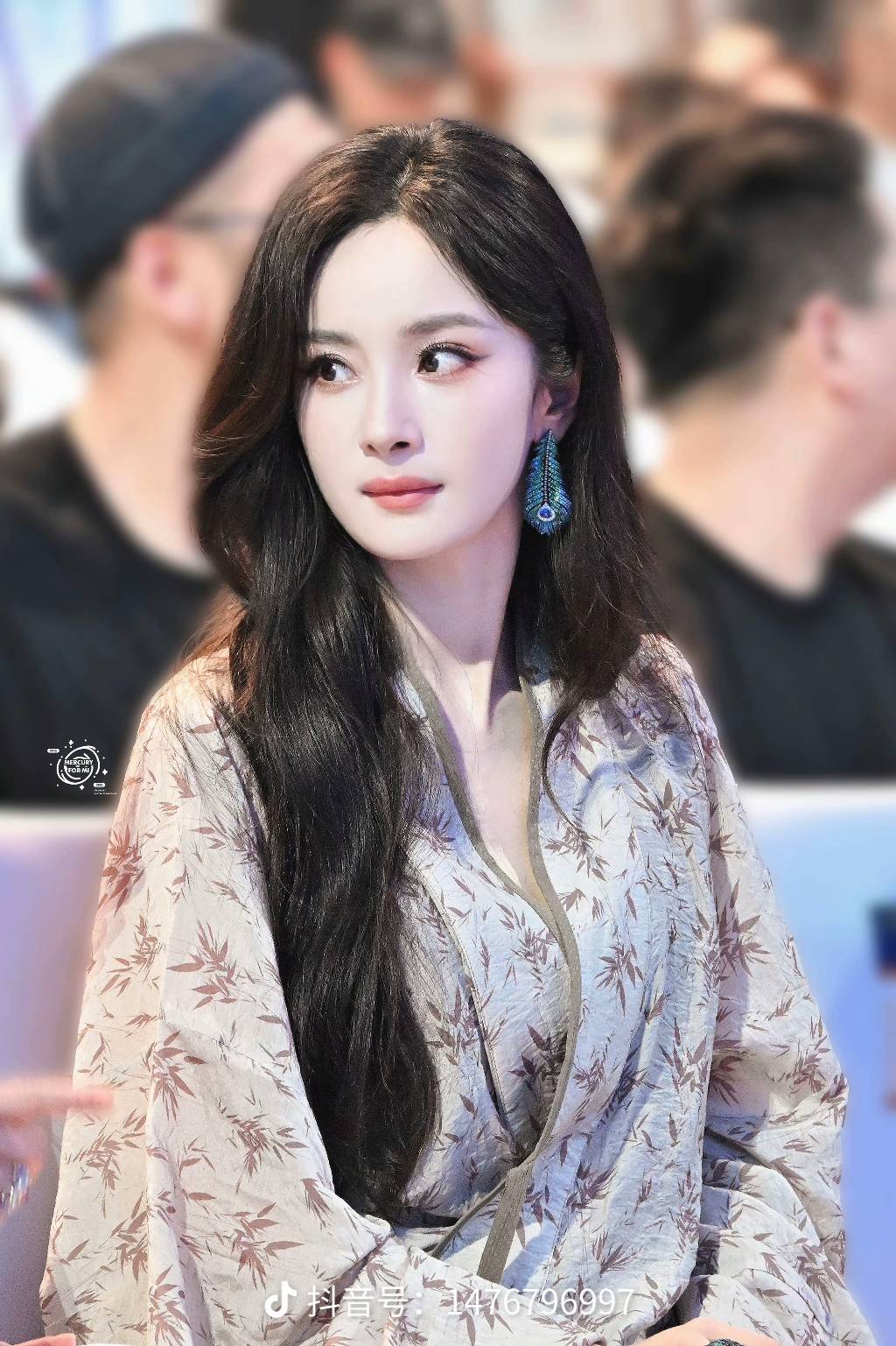 杨幂美不美



89 / 作者:天空的时候给我 / 