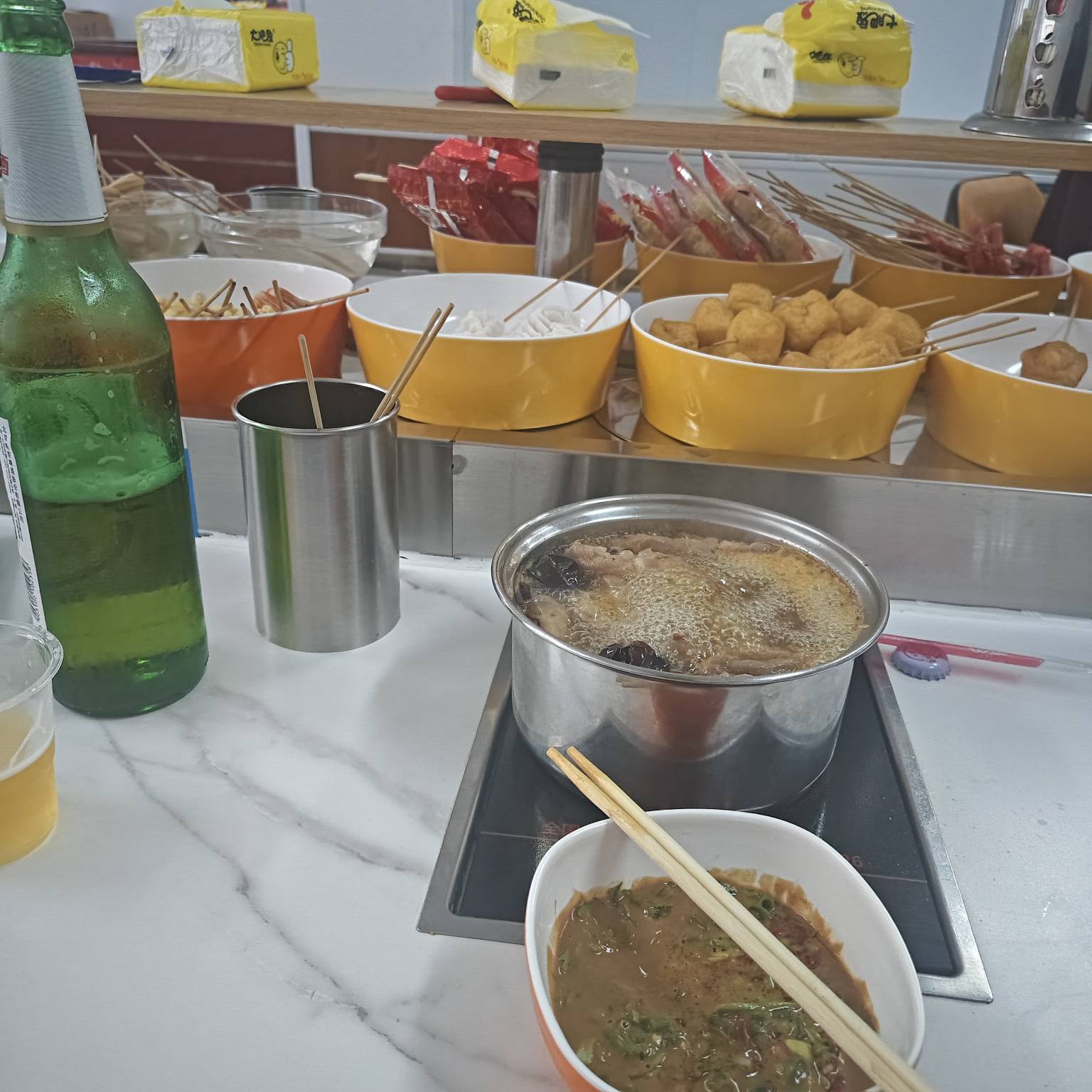 挂壁了，只能吃旋转小火锅

5 / 作者:卡农咚咚 / 
