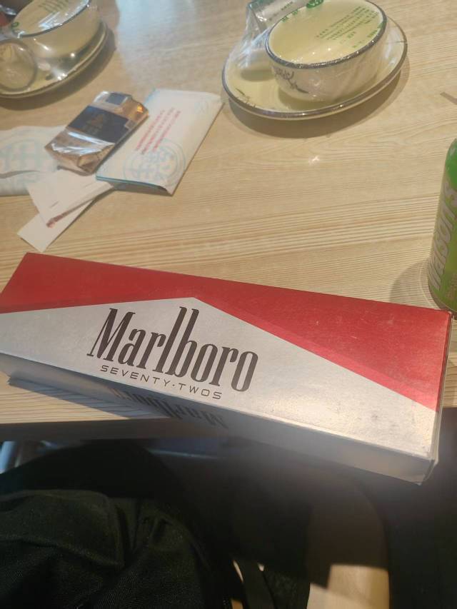 老哥们这外国烟怎么这么鹅心，还想着卖呢这谁敢要

60 / 作者:yc01 / 