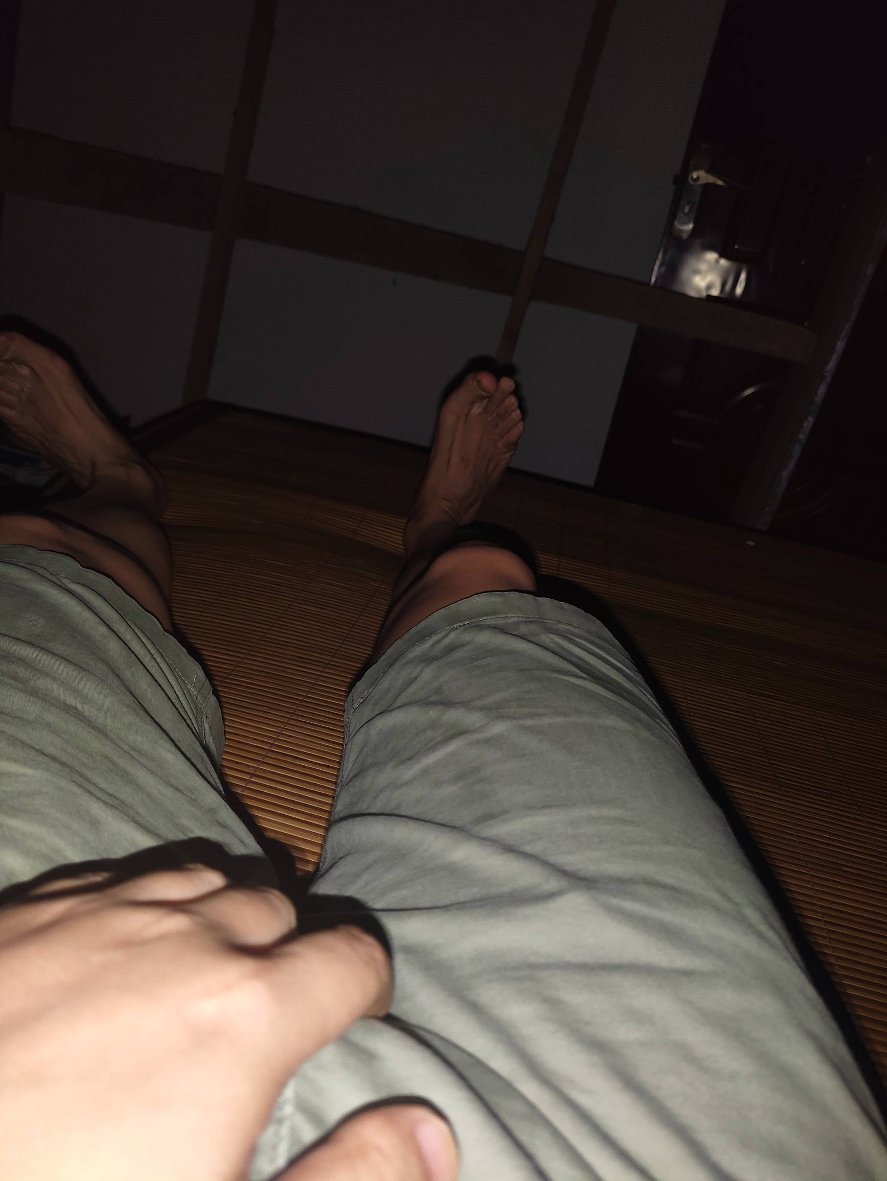 老哥们，彻底瘫痪20元挂壁房了

36 / 作者:小风追云 / 