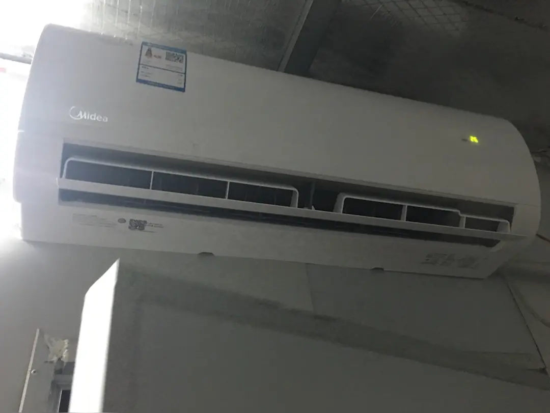 美的空调一启动就和拖拉机一样，什么情况

42 / 作者:歲月不饒人 / 