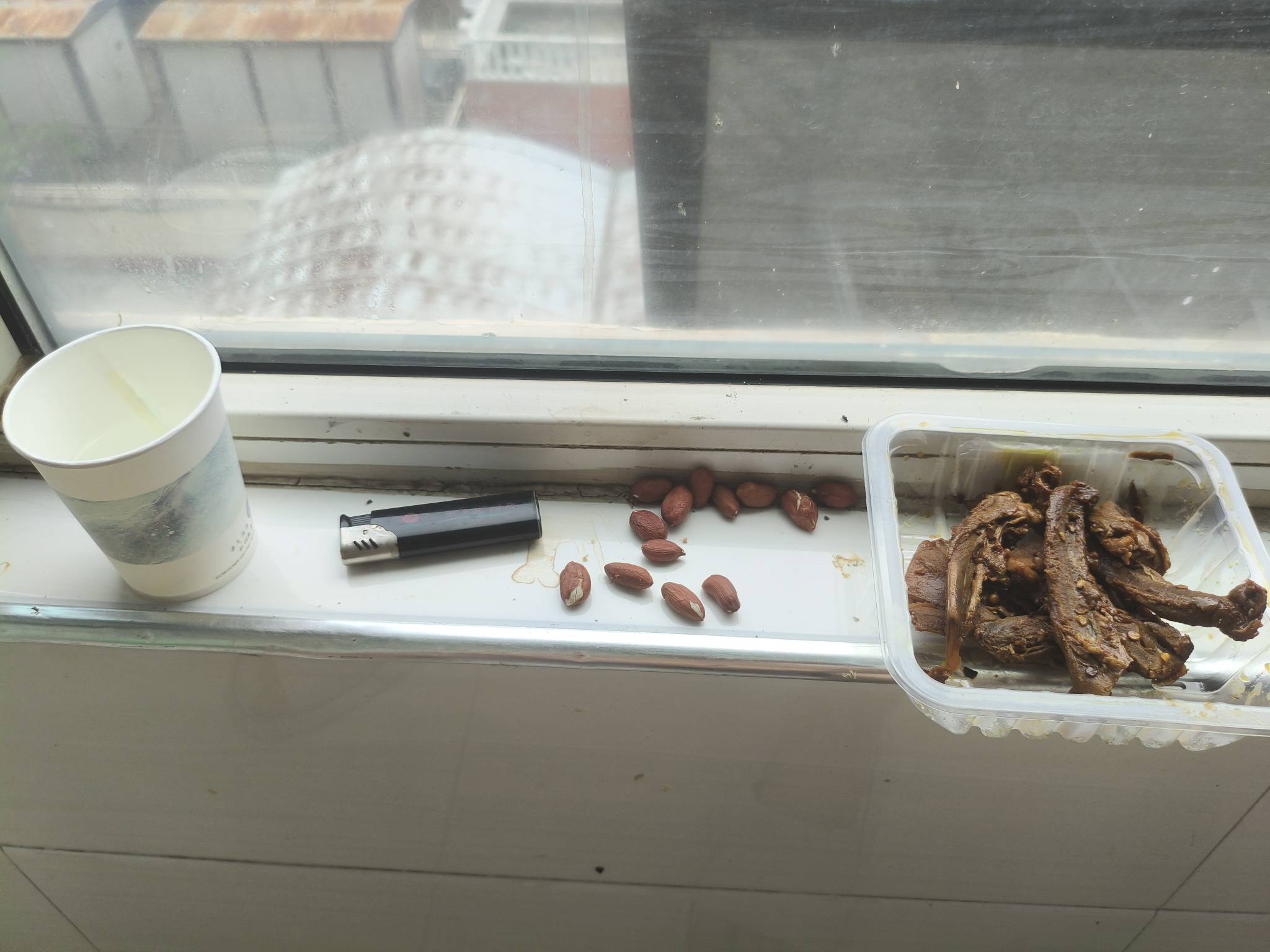 我先喝了，喝酒还得偷着喝

64 / 作者:取个啥啊 / 