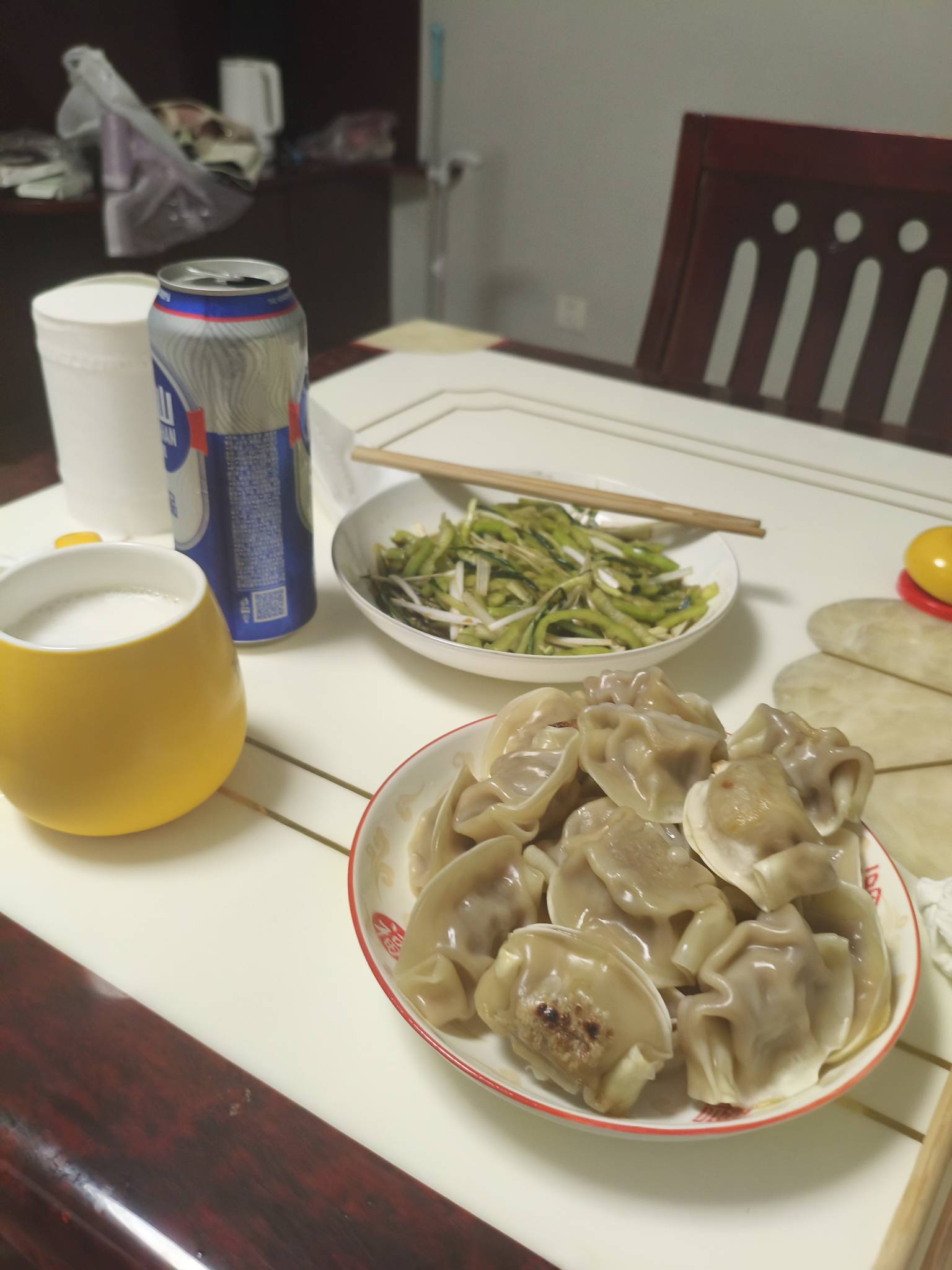 做点蒸饺，喝两瓶酒，打游戏

47 / 作者:取个啥啊 / 