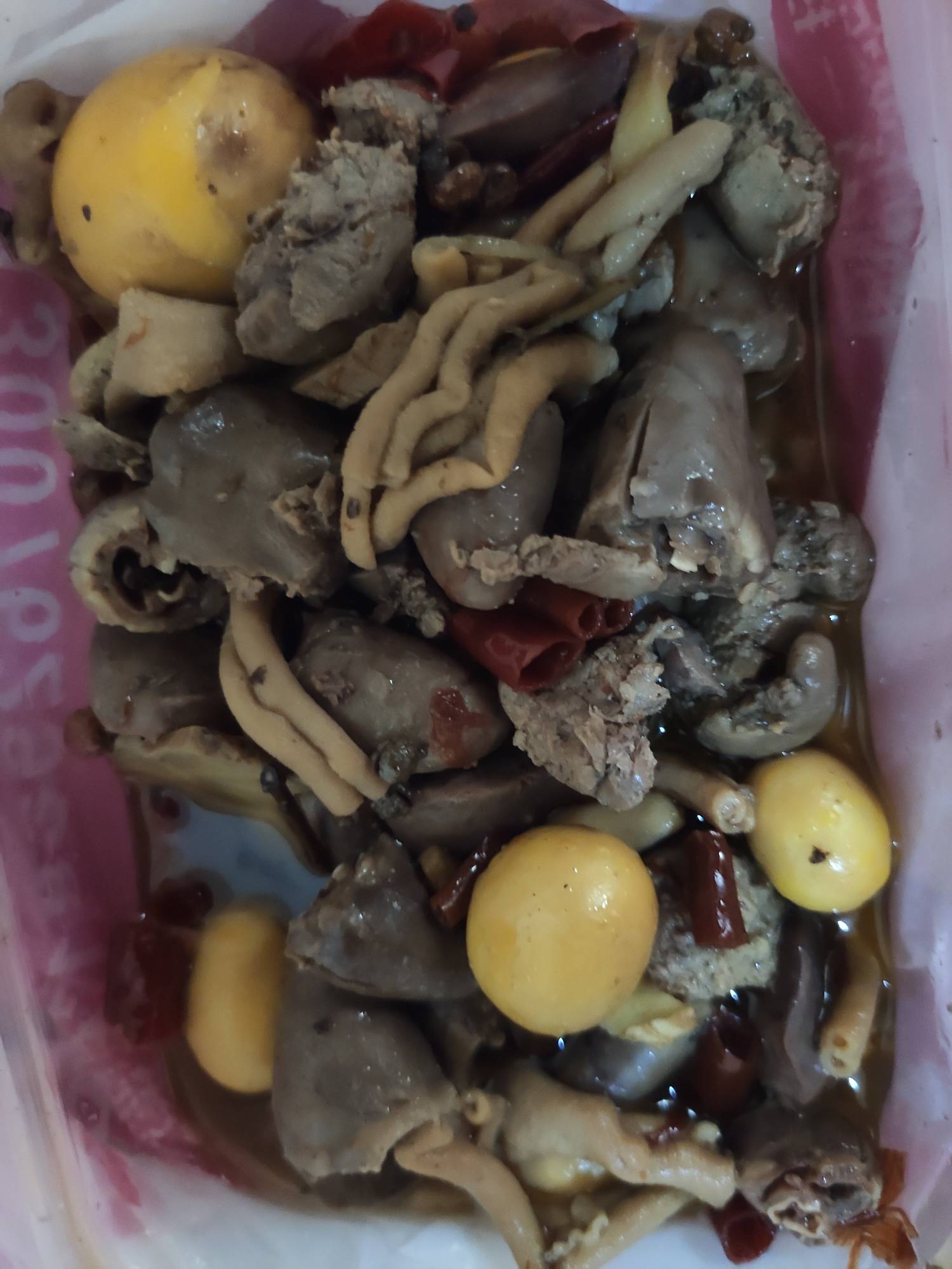 刚点6.9拼好饭，是附近的一家实体熟食店，360克鸡杂加一份米饭，这料足的可怕，我突然74 / 作者:锄禾-日-当午 / 