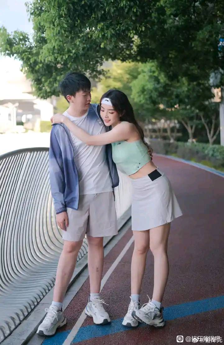 好羡慕管泽元



19 / 作者:天空的时候给我 / 