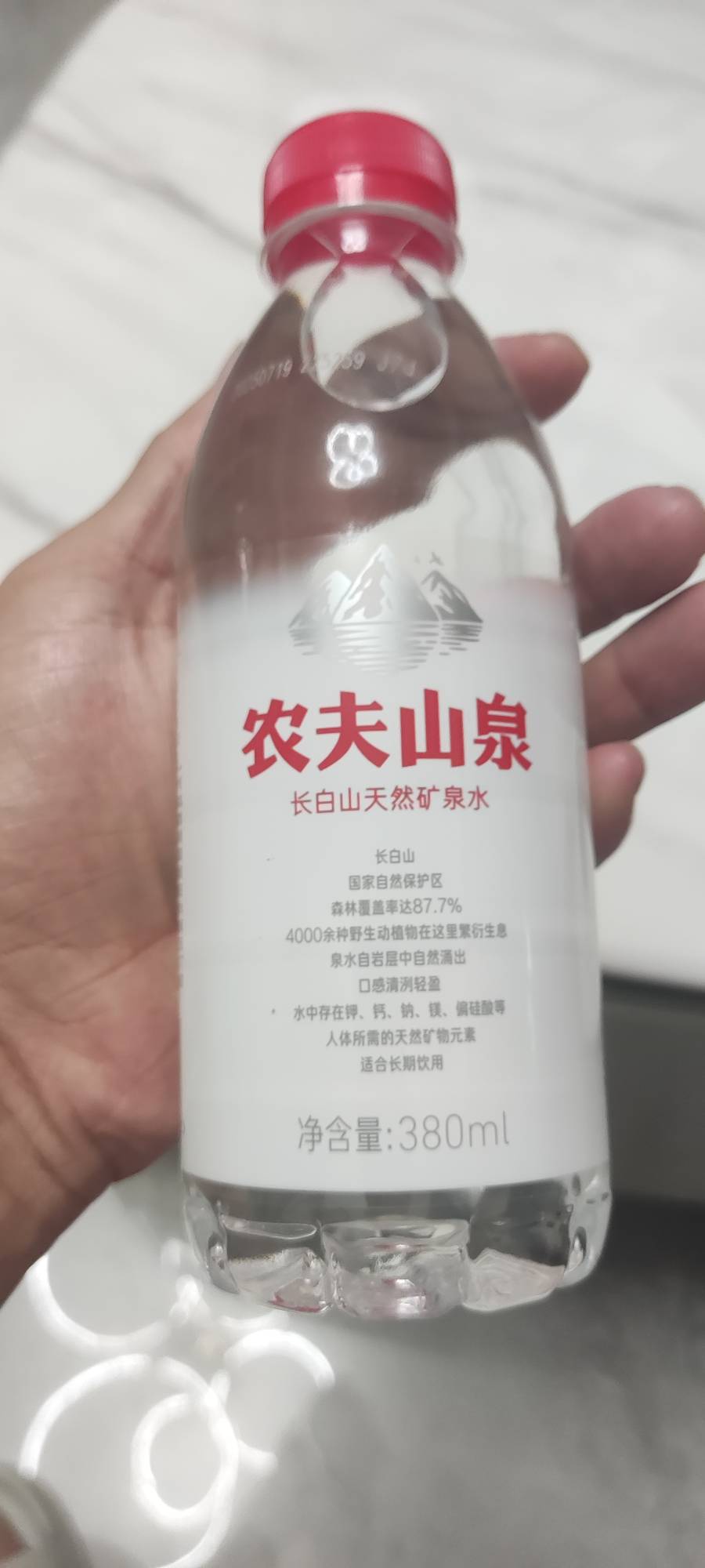 老哥们喝这个矿泉水，在卡农属于什么水平？

94 / 作者:黑户只能薅羊毛 / 