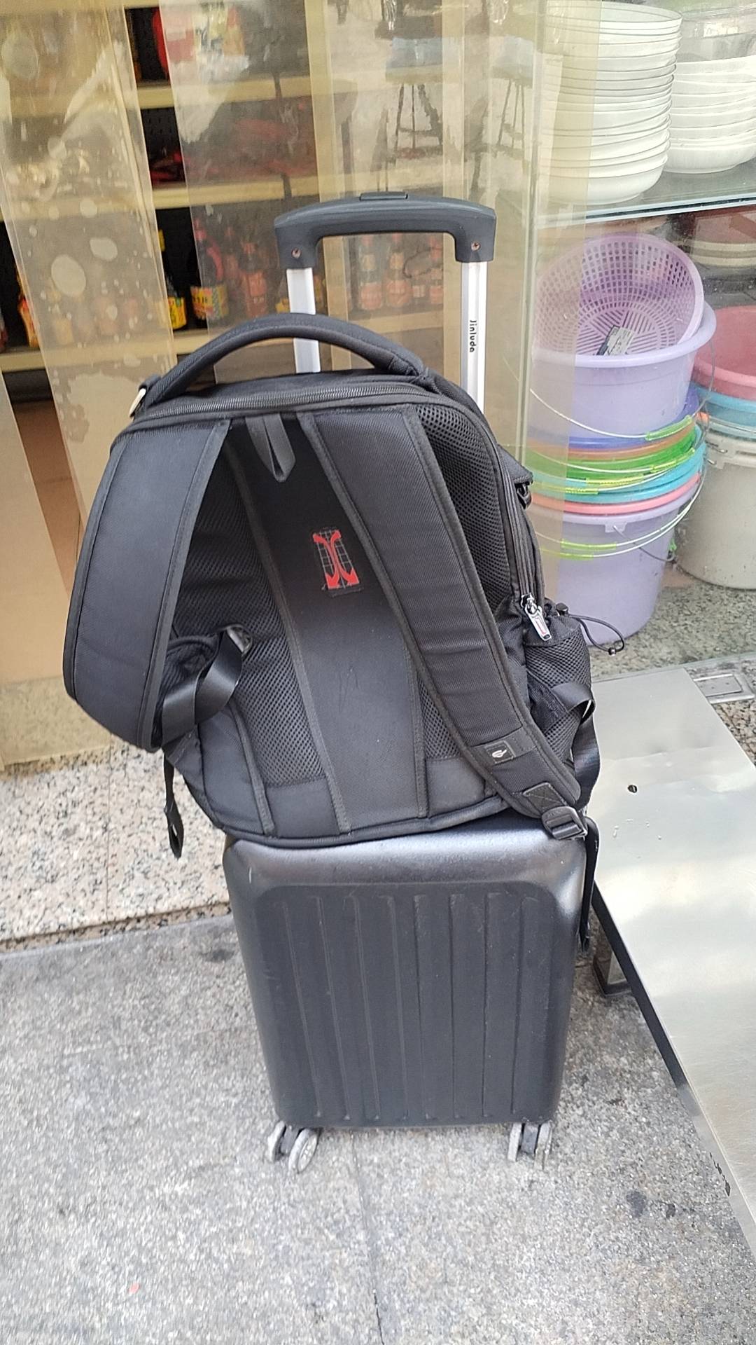 8.5出抖音话费救救我，真的好饿

98 / 作者:东莞宵边大神 / 