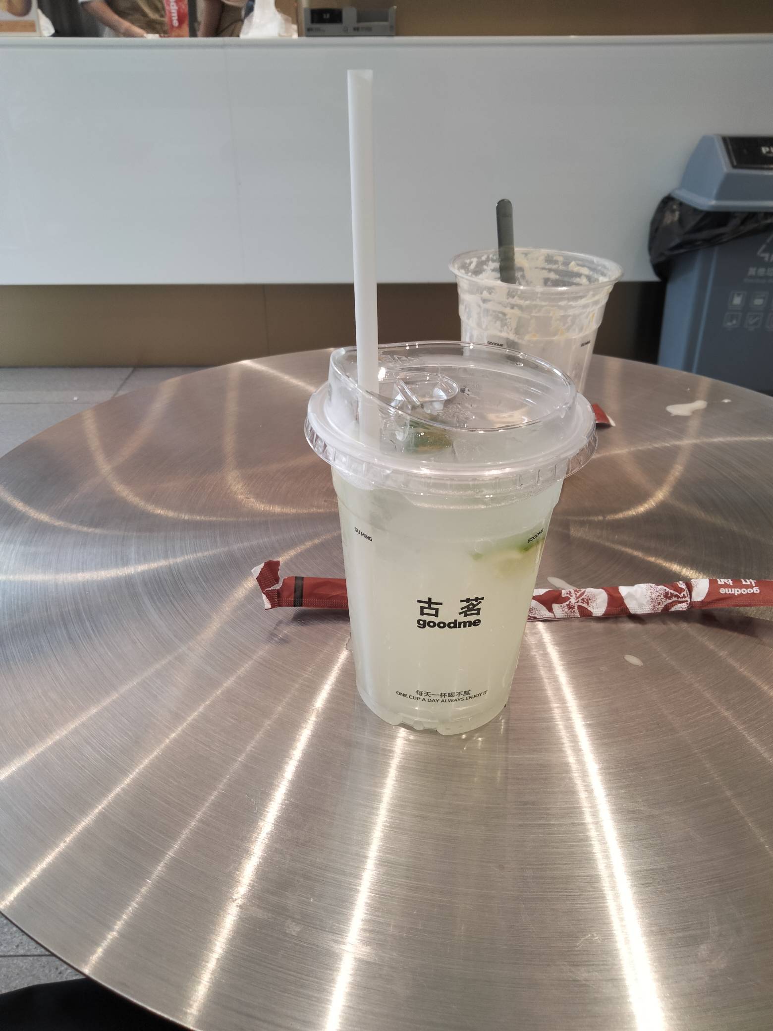 已经退租，厚街这个地方以后不会再来了，坐着喝杯茶等下午凉快点回深圳待几天，然后去97 / 作者:我要发财. / 