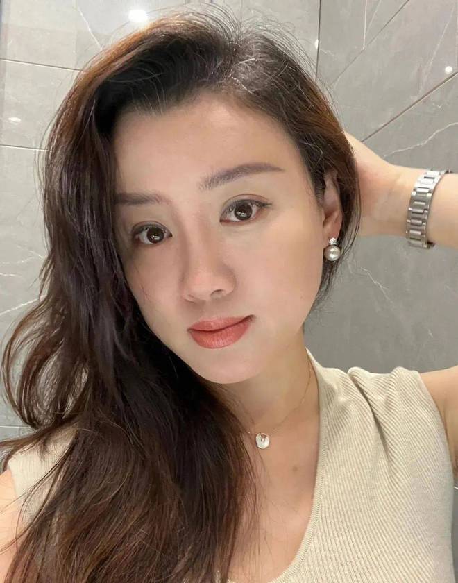 微辅助现在按头吗？我有个朋友做了辅助，有点害怕，让我来问问老哥。

21 / 作者:周婕纶 / 