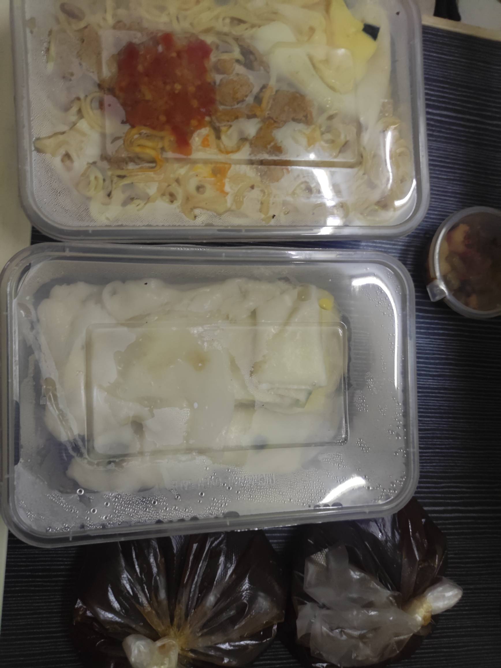 送这单的骑手真是给我气笑了，不仅左右不分还是个色盲，眼神还不好。我在楼上指挥着她24 / 作者:美团忠实粉丝 / 