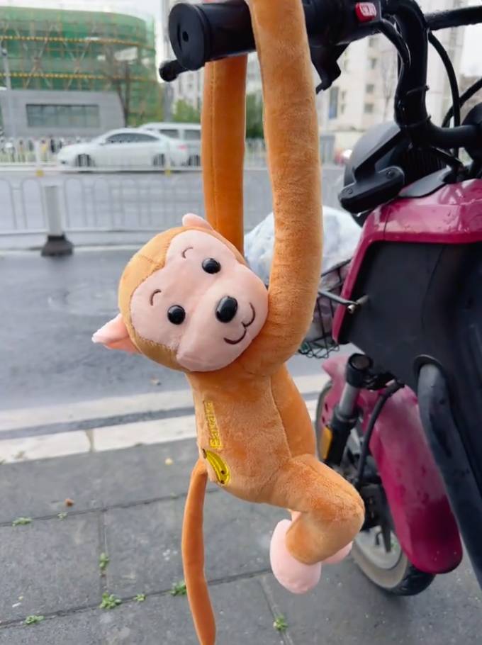 谁说的？我不敢用猴子发朋友圈，我还天天发呢。

69 / 作者:无羊毛111 / 