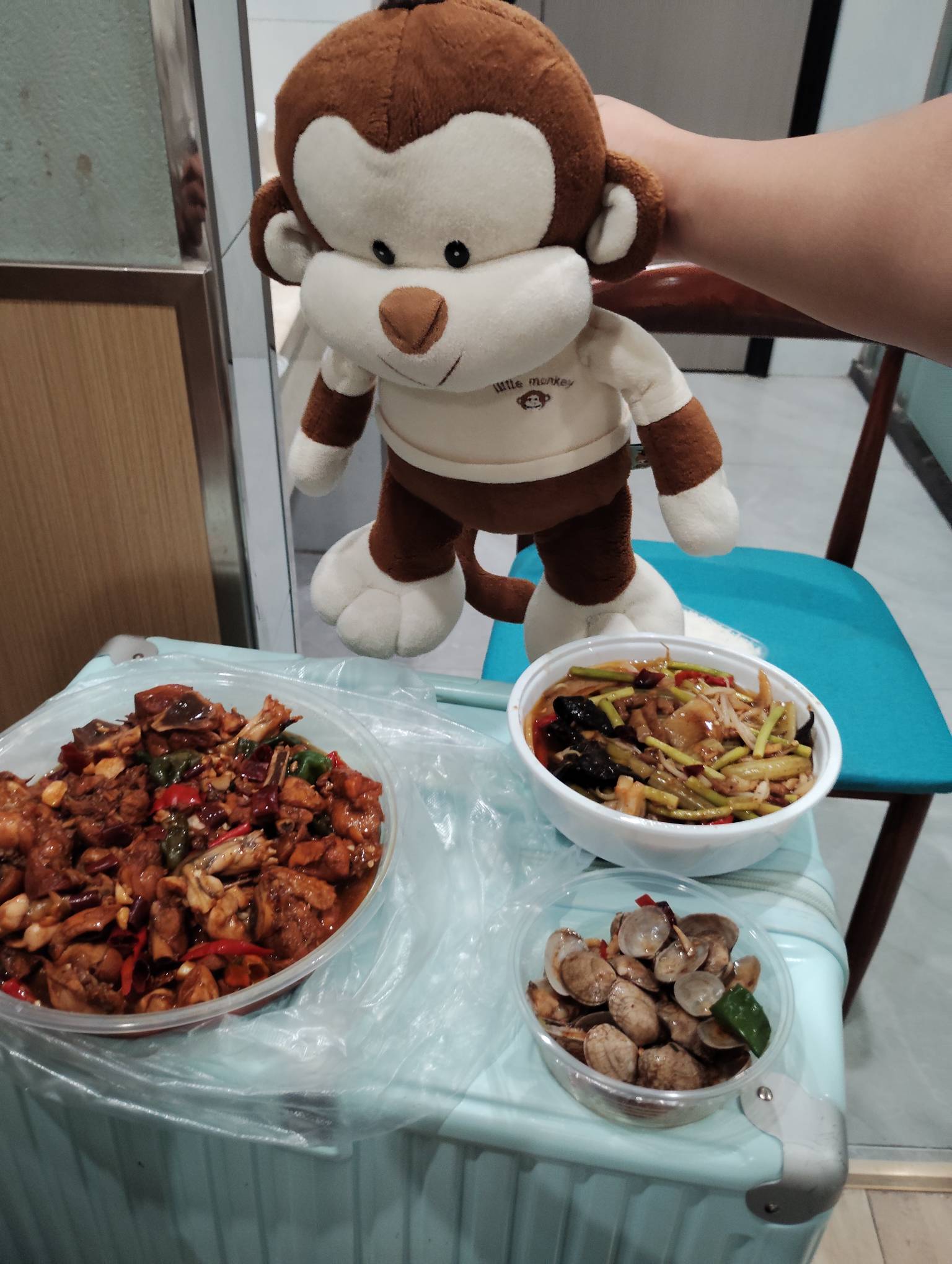 猴子哥得吃啦。


23 / 作者:猴子的时候给他 / 