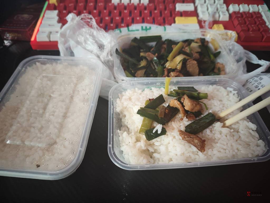 广州这天气真奇怪，下一天雨还是觉得闷热


33 / 作者:成都熊熊 / 