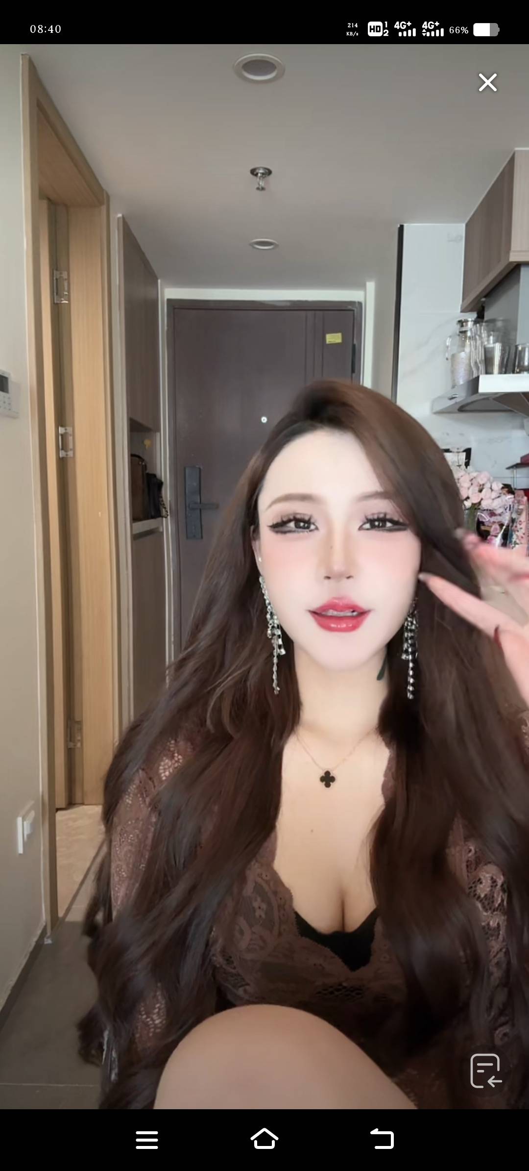 老哥们在平台提了1000到YHK了，，，收到短信到账1000为什么去微信充值一直显示余额不7 / 作者:眨眨眼摇摇头 / 