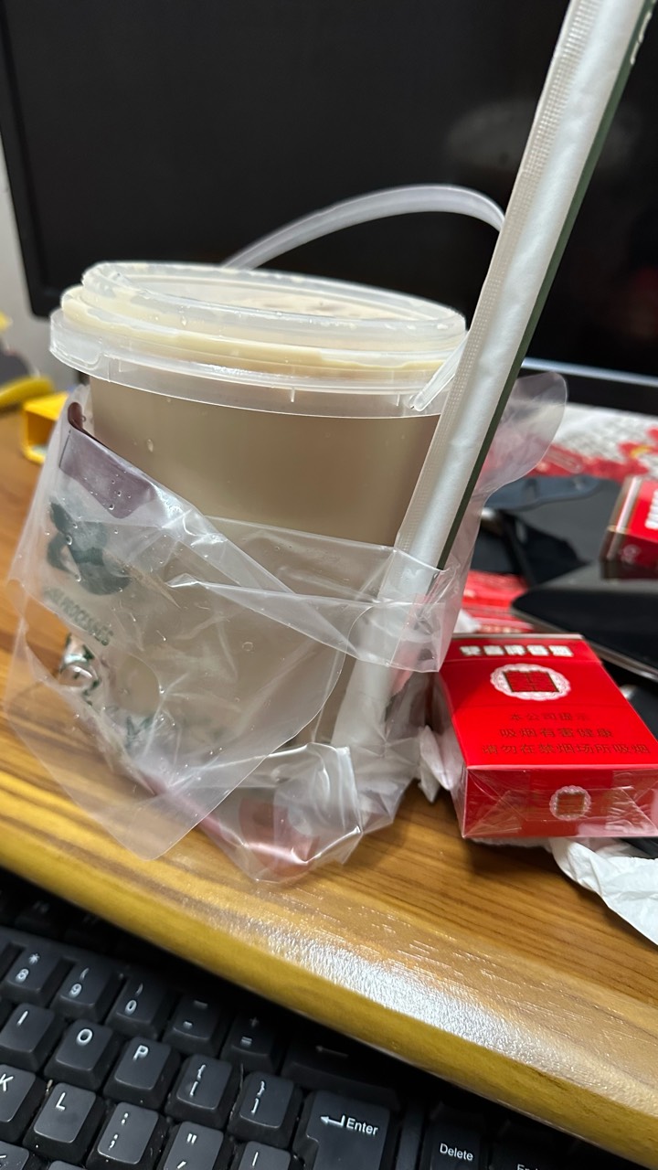 这商家叫骑手打电话问我怎么能在他家下到1.5的奶茶
49 / 作者:不知明的靓仔 / 