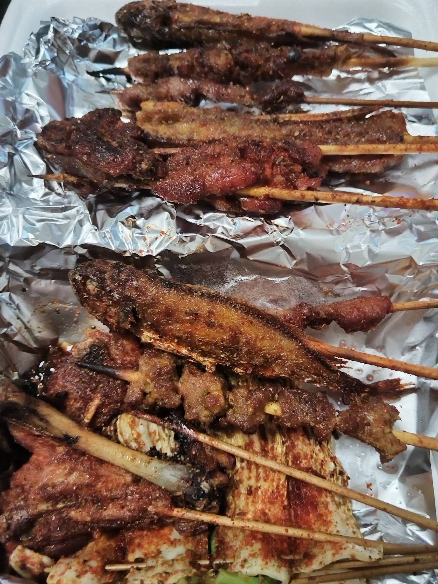 饿了，该吃夜宵了




88 / 作者:望眼欲穿的平凡 / 