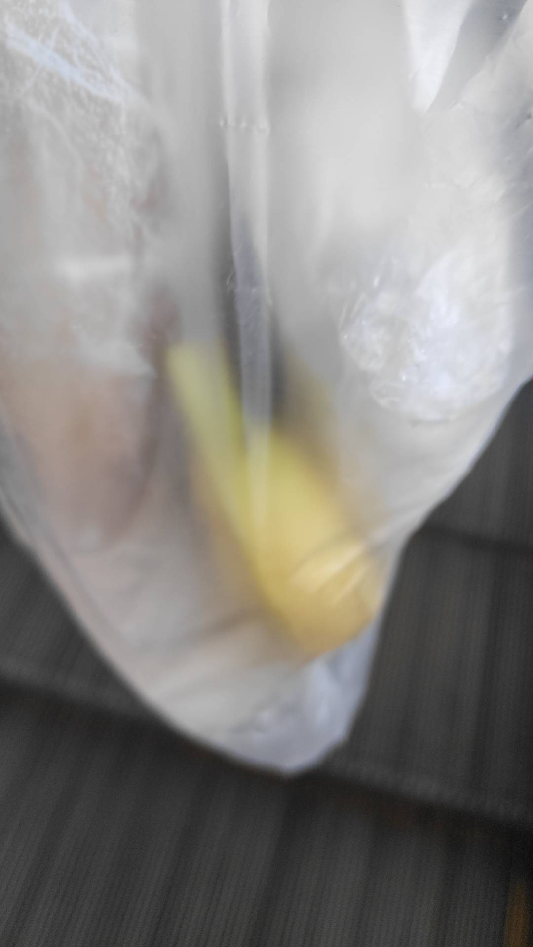 辛辛苦苦5个小时500
➕早餐。比不了你们动动手指千把百
回家中午跑跑外卖，下午去一个68 / 作者:酒肉和尚 / 