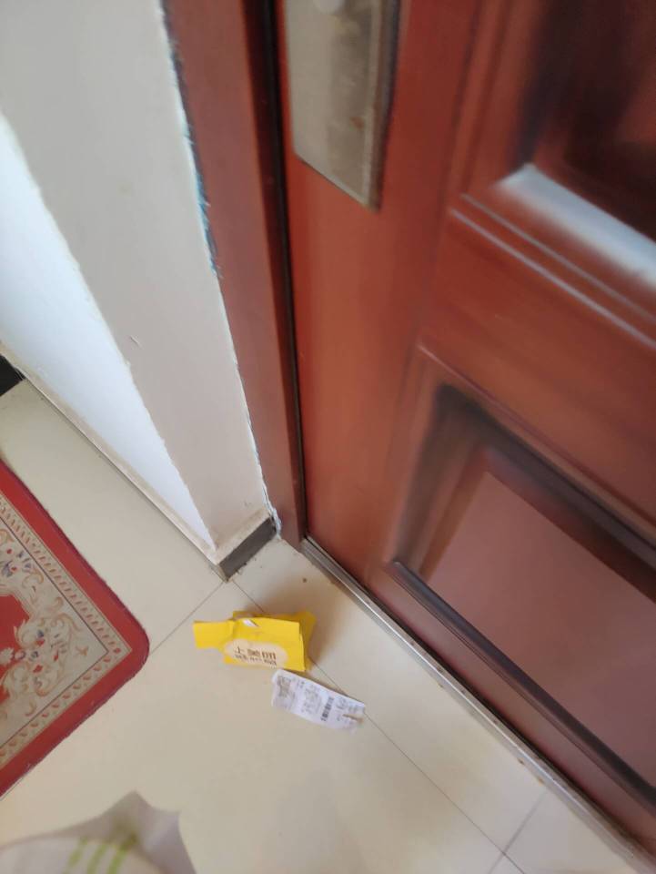 就骑共享电动车跑了一个小时外卖，老哥们又开始载歌载舞，敲锣打鼓，普天同庆？



76 / 作者:小风追云 / 