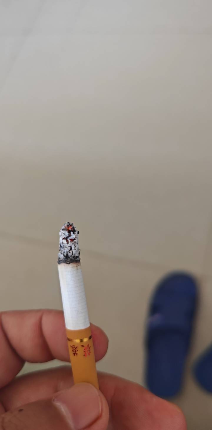 热麻了老哥们 这个华为挂b机算是元老挂b机了吧

96 / 作者:每天都是低谷期 / 