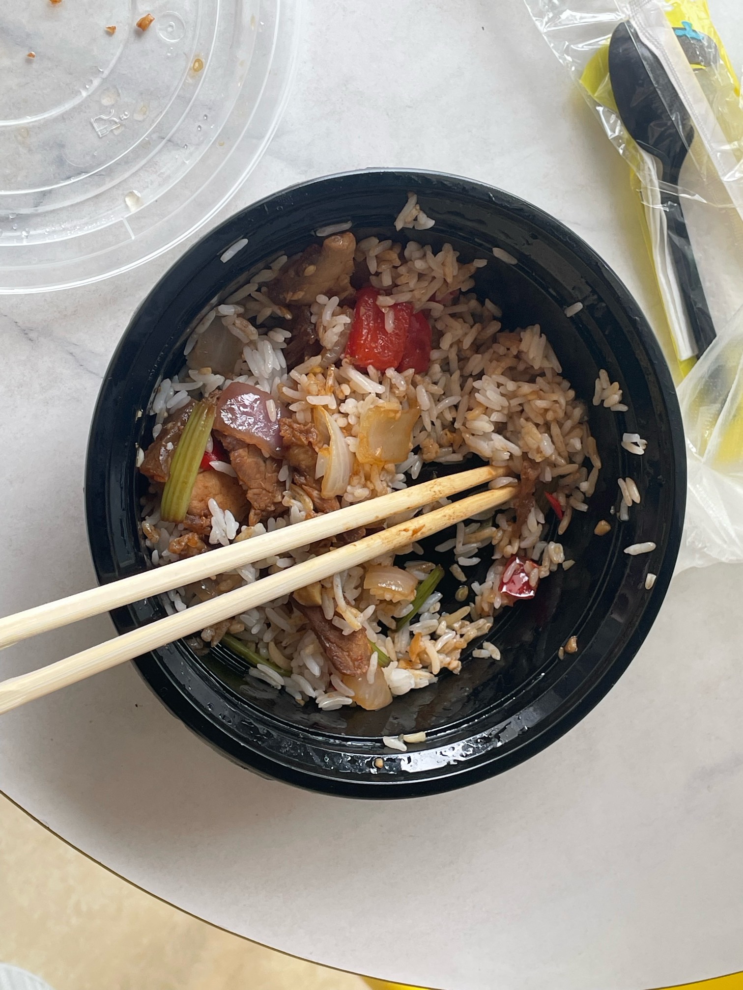 这是卤料，真会辩解！我让她来吃 ，她说吃不了 


42 / 作者:寻梦青年2 / 