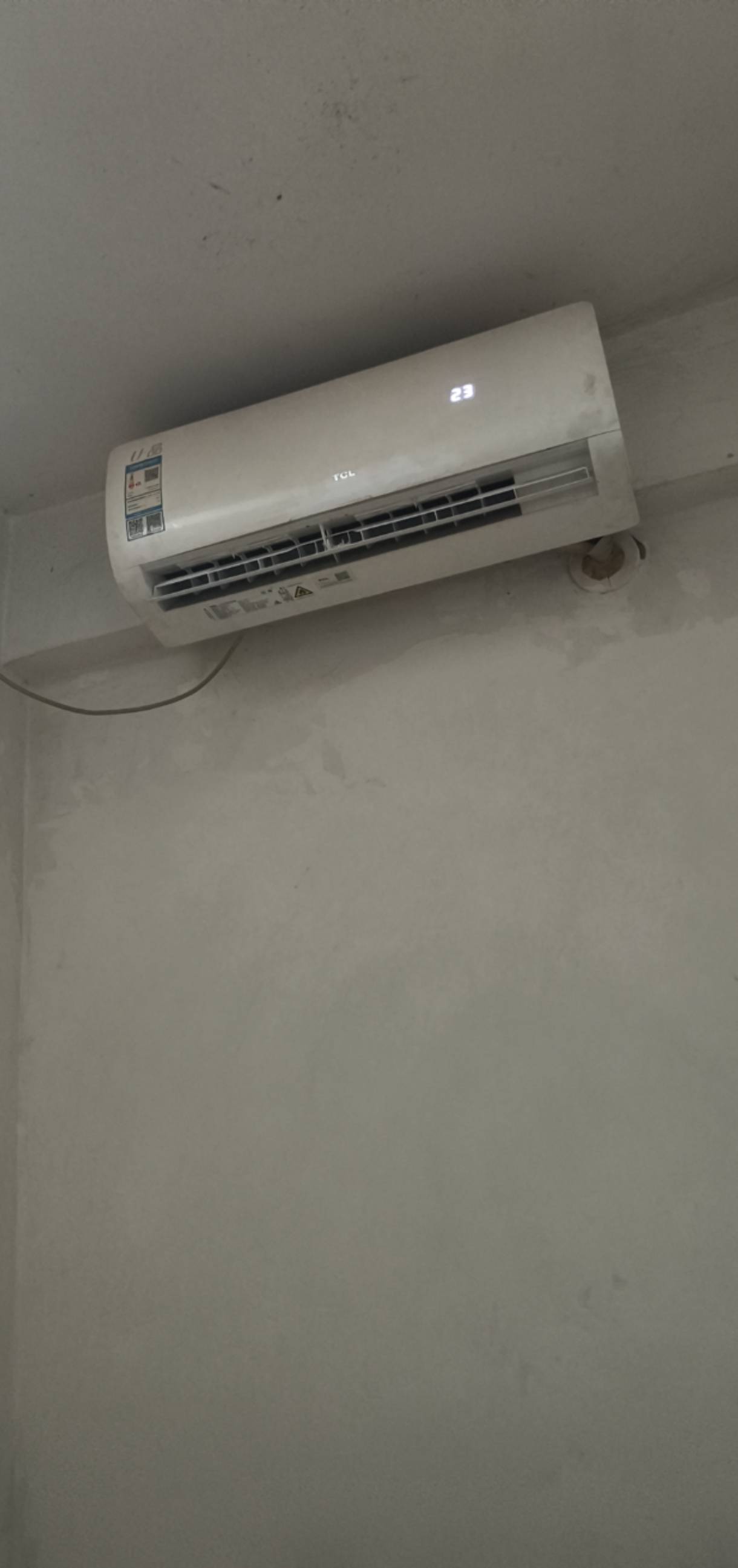 东莞房租还是便宜啊！空调 热水器 洗衣机 才300多一点一个月


28 / 作者:虾鸡啵混日子 / 