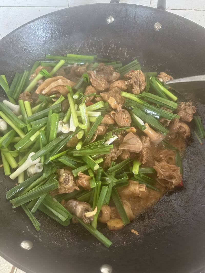 老哥们，吃饭没有，今天随便吃点。

100 / 作者:卡农派大星 / 