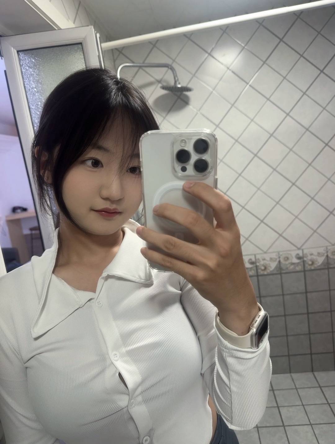 小美小蓝小东今天没卷子嘛想点冰水喝啊

39 / 作者:心态放青葱9 / 