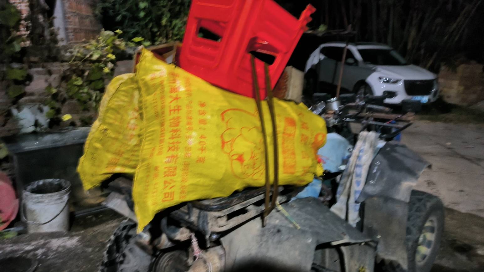 越努力越幸运吧，加油



40 / 作者:陪您去看海 / 