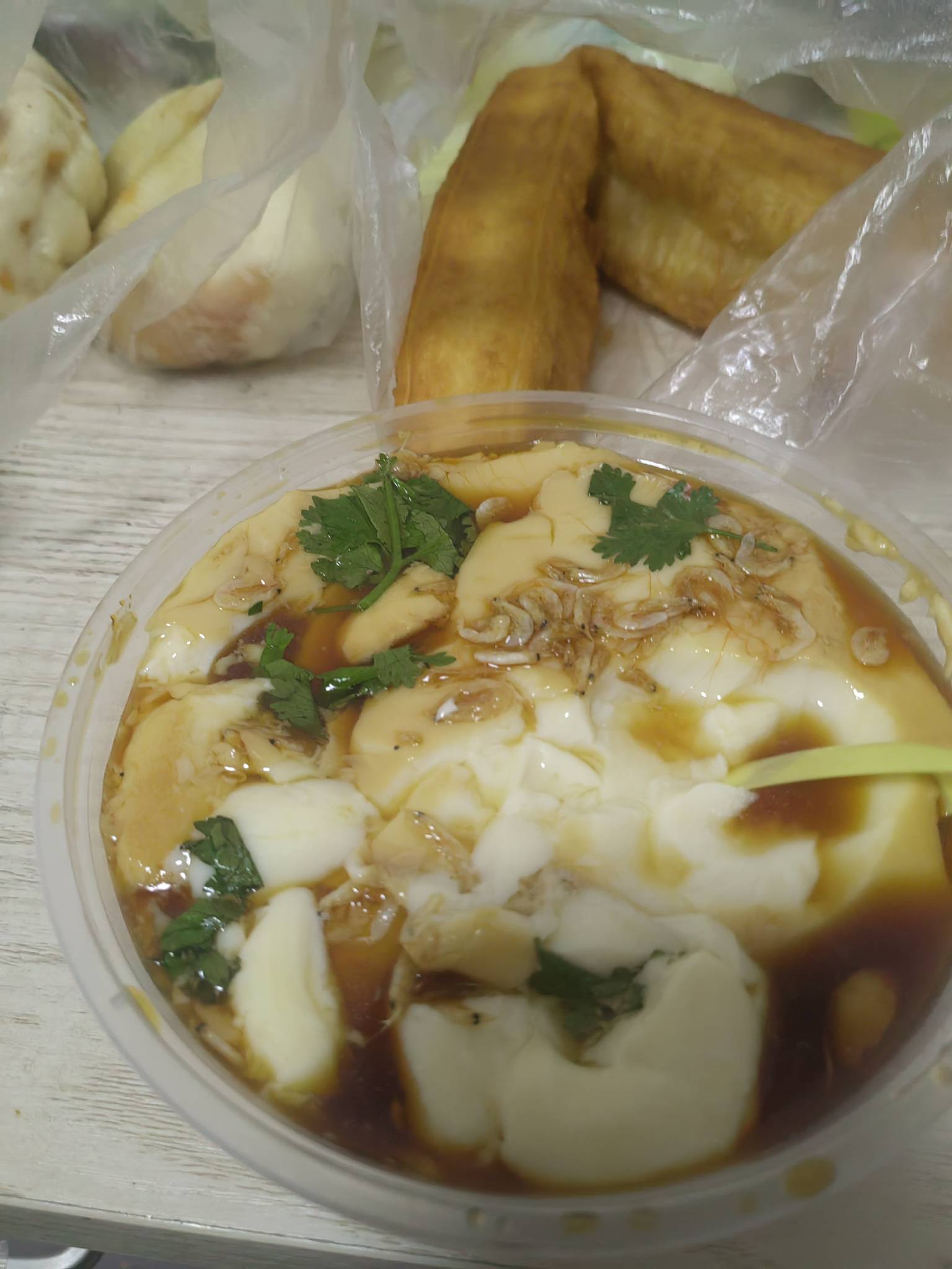 吃饭时间到了老哥们，.油条豆腐脑

84 / 作者:要你命三仟 / 