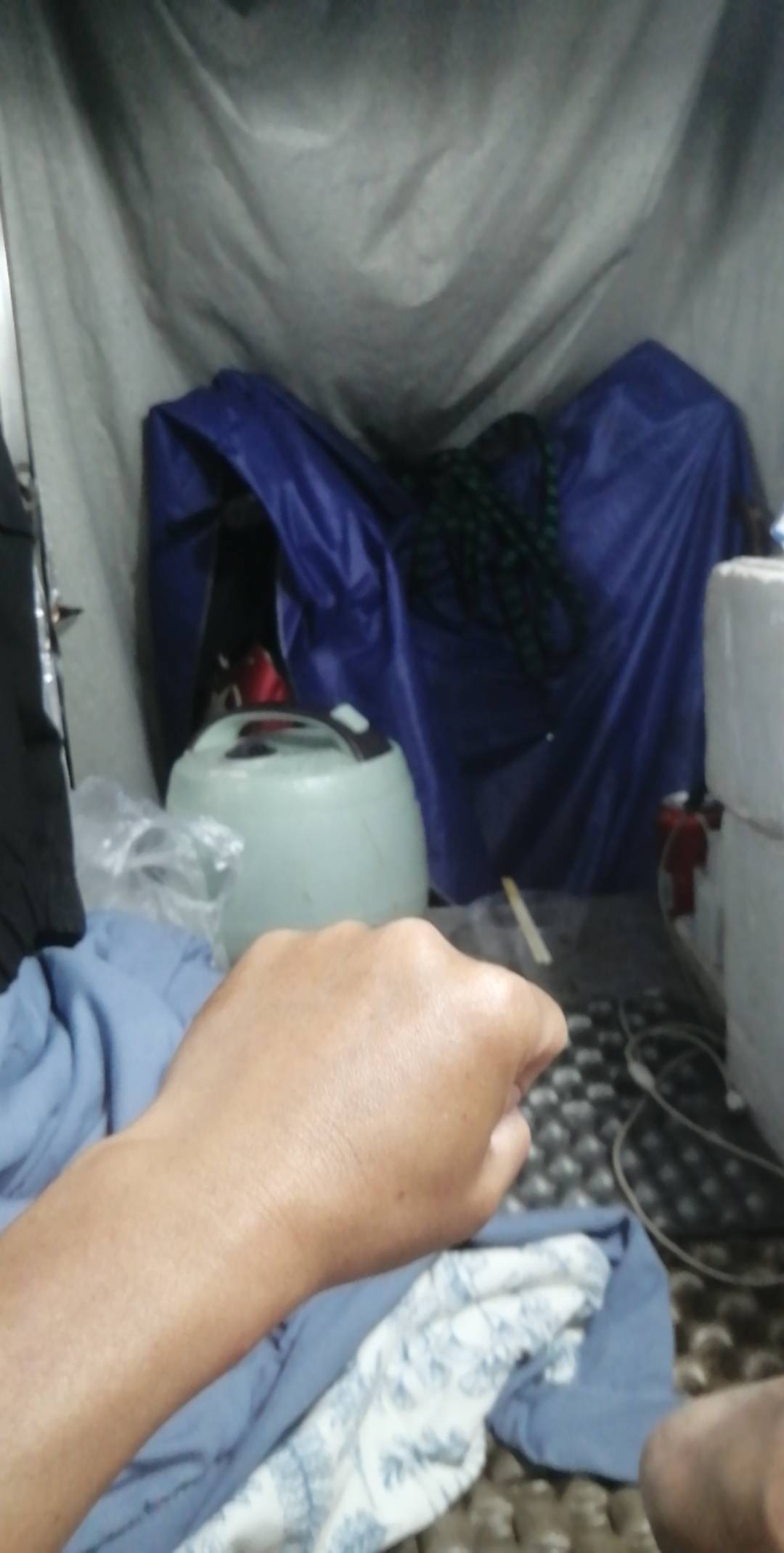 外面暴雨，京东劵叫外卖真香，煮点麻辣的汤，送的加多宝



89 / 作者:卡农新来的 / 