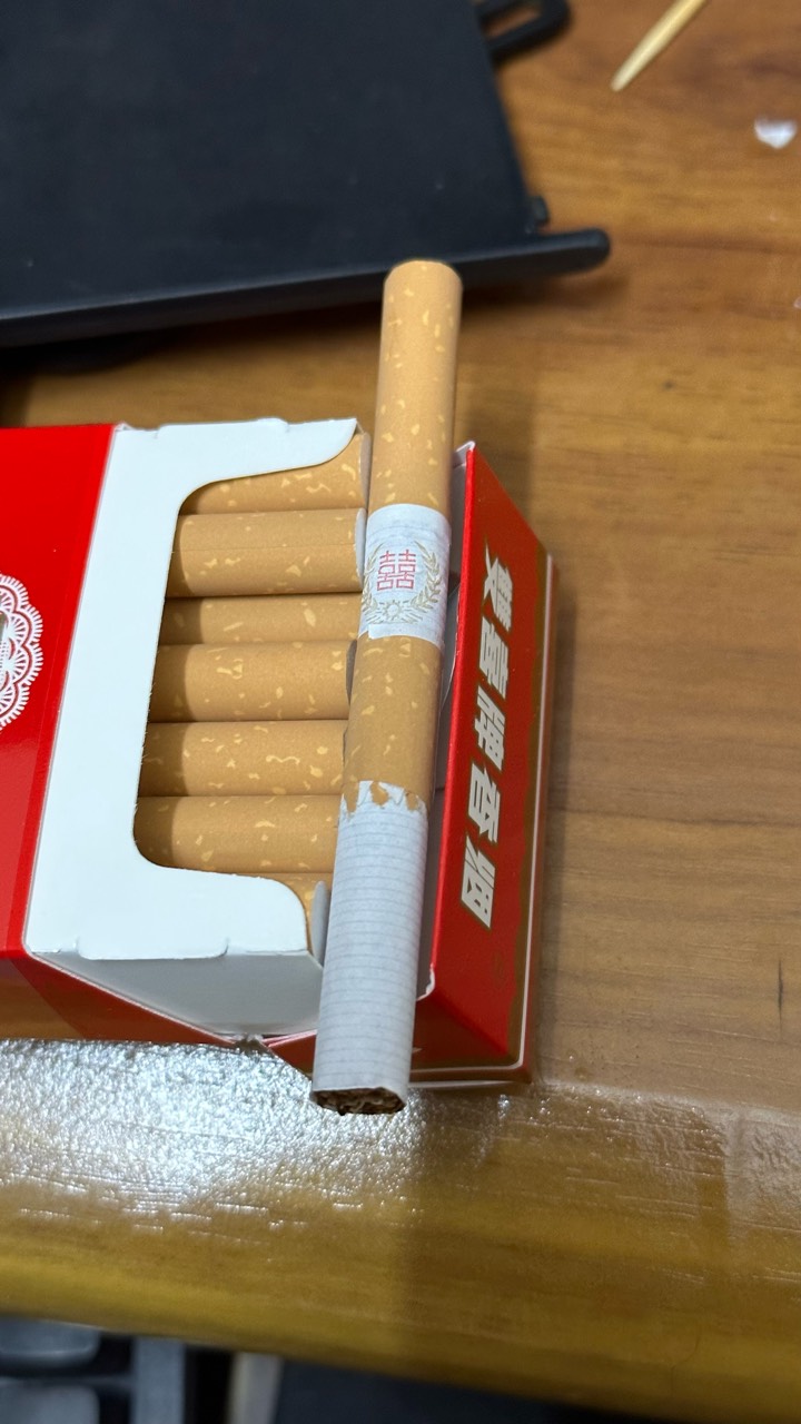有没有老哥懂的，错版值多少毛

71 / 作者:知名靓仔小小号 / 