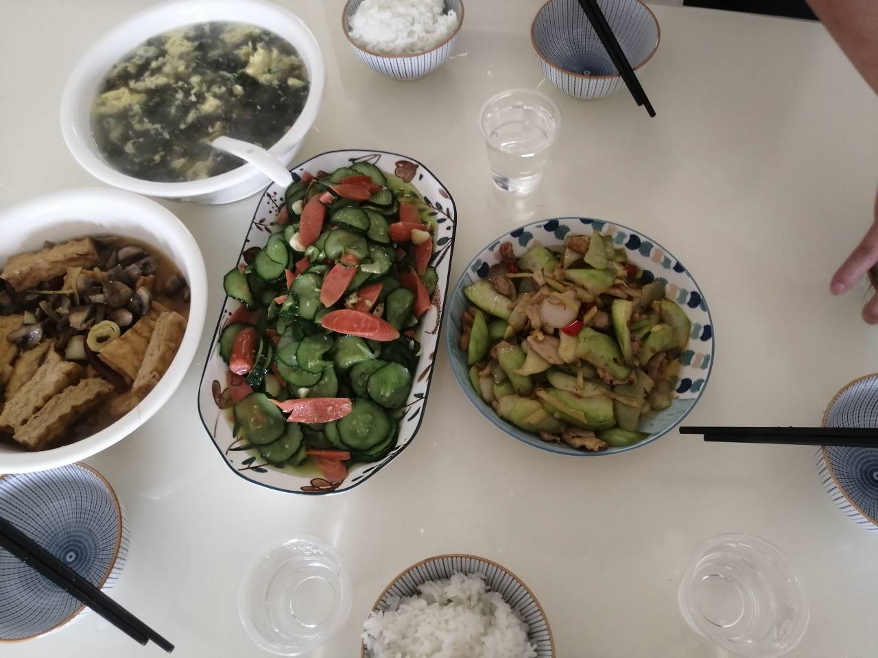 老哥们天天吃外卖真的会得病吗？我吃了5年了，今天听他们说经常吃容易得病，不过每次99 / 作者:就喜欢撸条子 / 