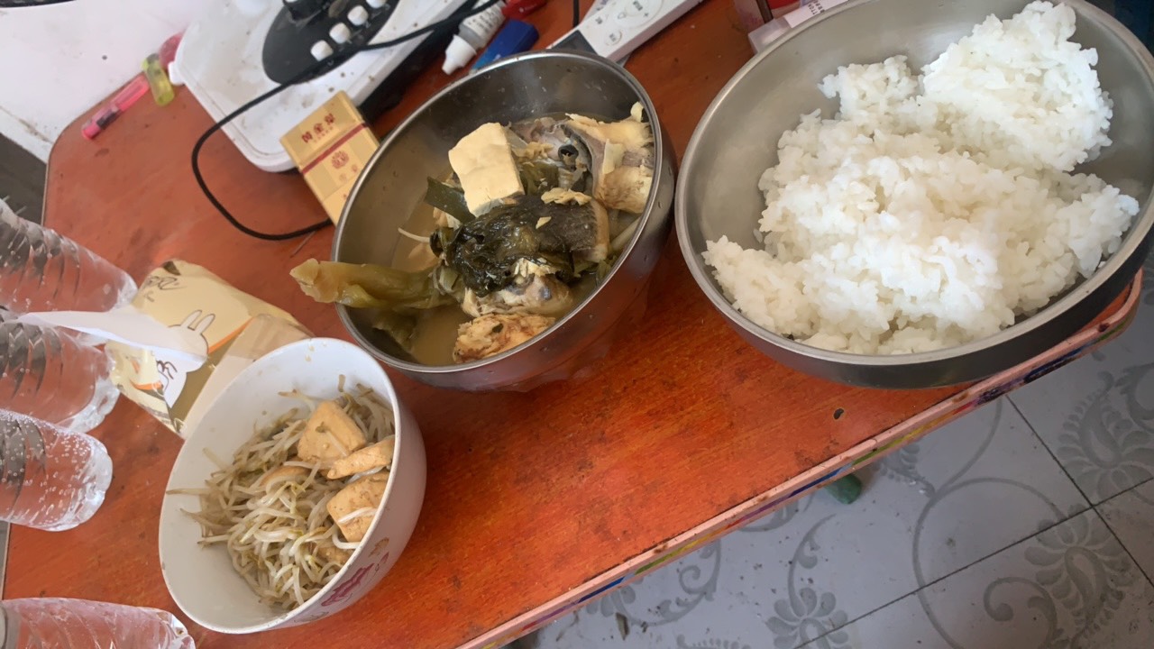 我做的饭 干饭 外卖的酸菜鱼大部分都是20起步

39 / 作者:陌上花开9698 / 