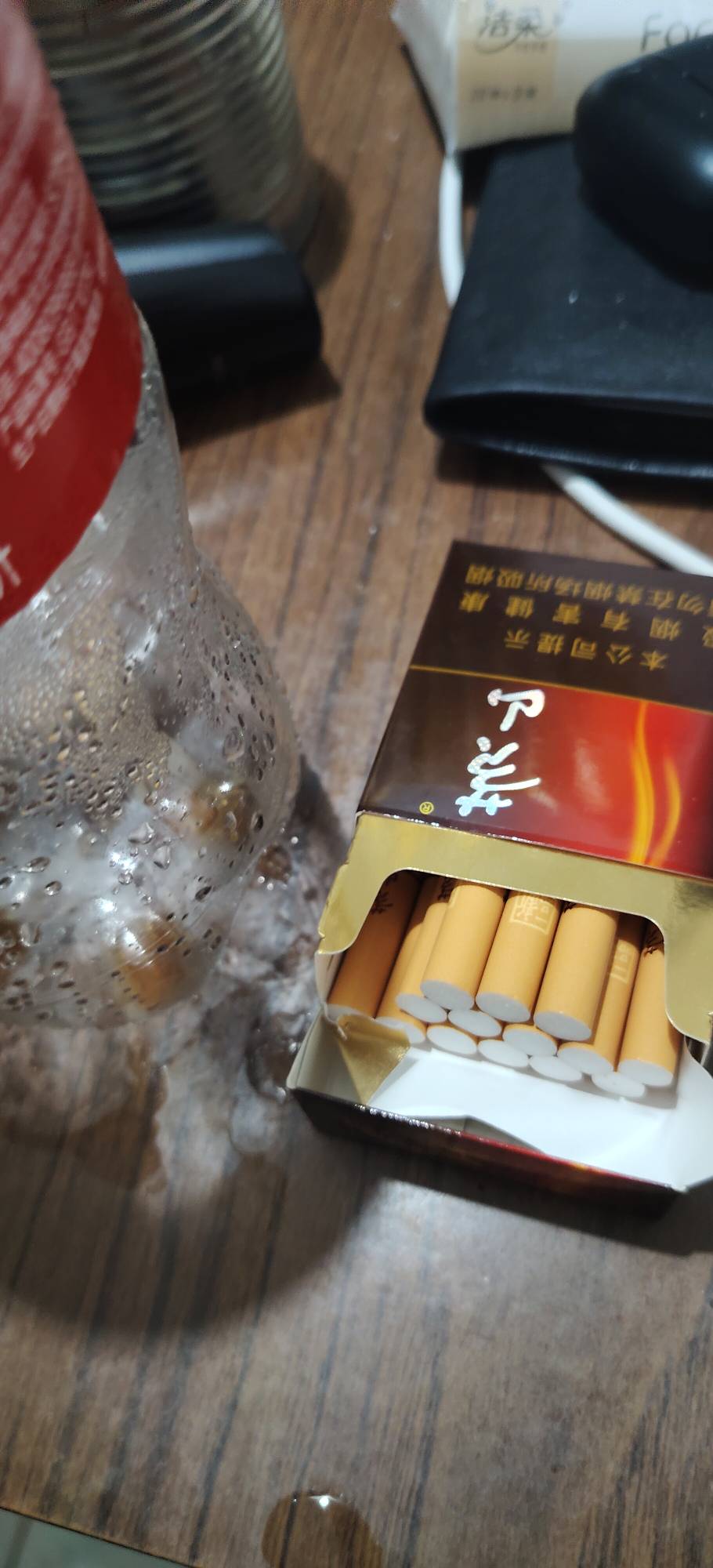 一口气抽了6支，抽完明天追随沈巍大师去了

83 / 作者:蚂蚁大战猛犸象 / 