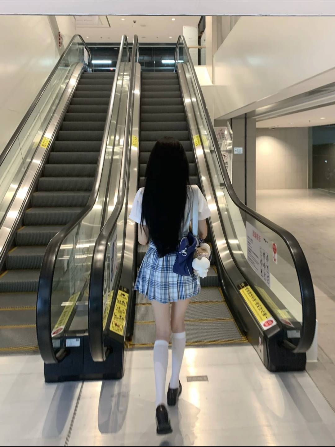 睡不着呀怎么办

39 / 作者:出来打我 / 