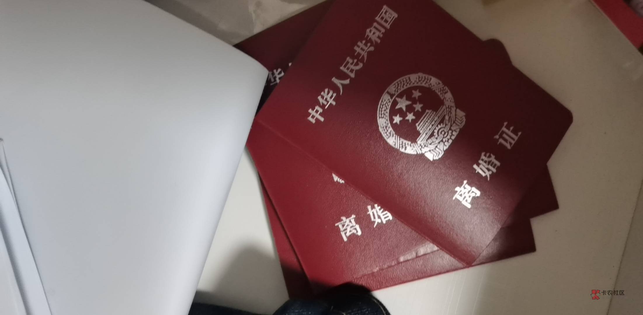 唉 结婚两十年 还是走到这一步了 只能怪自己走错了路

65 / 作者:南城残梦 / 