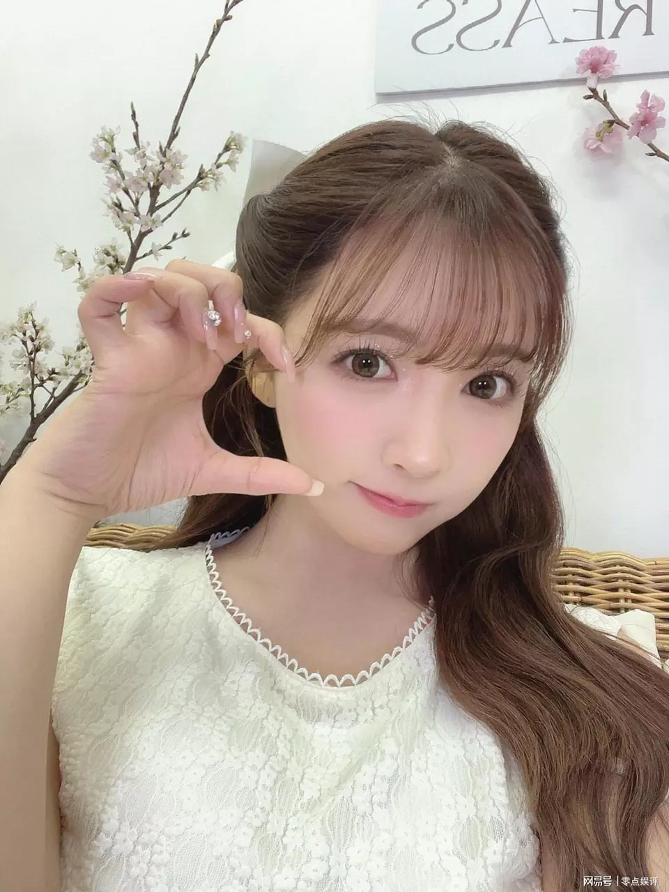 从中午停电到现在，一会要去网吧过夜了啊

20 / 作者:哼无缘 / 