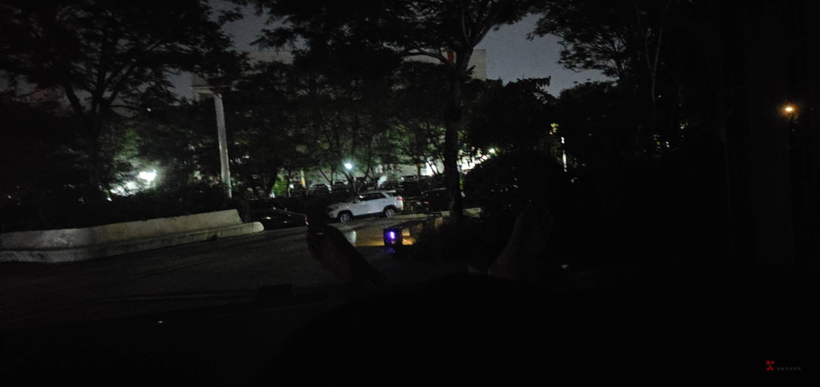 广州白天热的一批，晚上要盖被子

71 / 作者:风中之神-聂风 / 