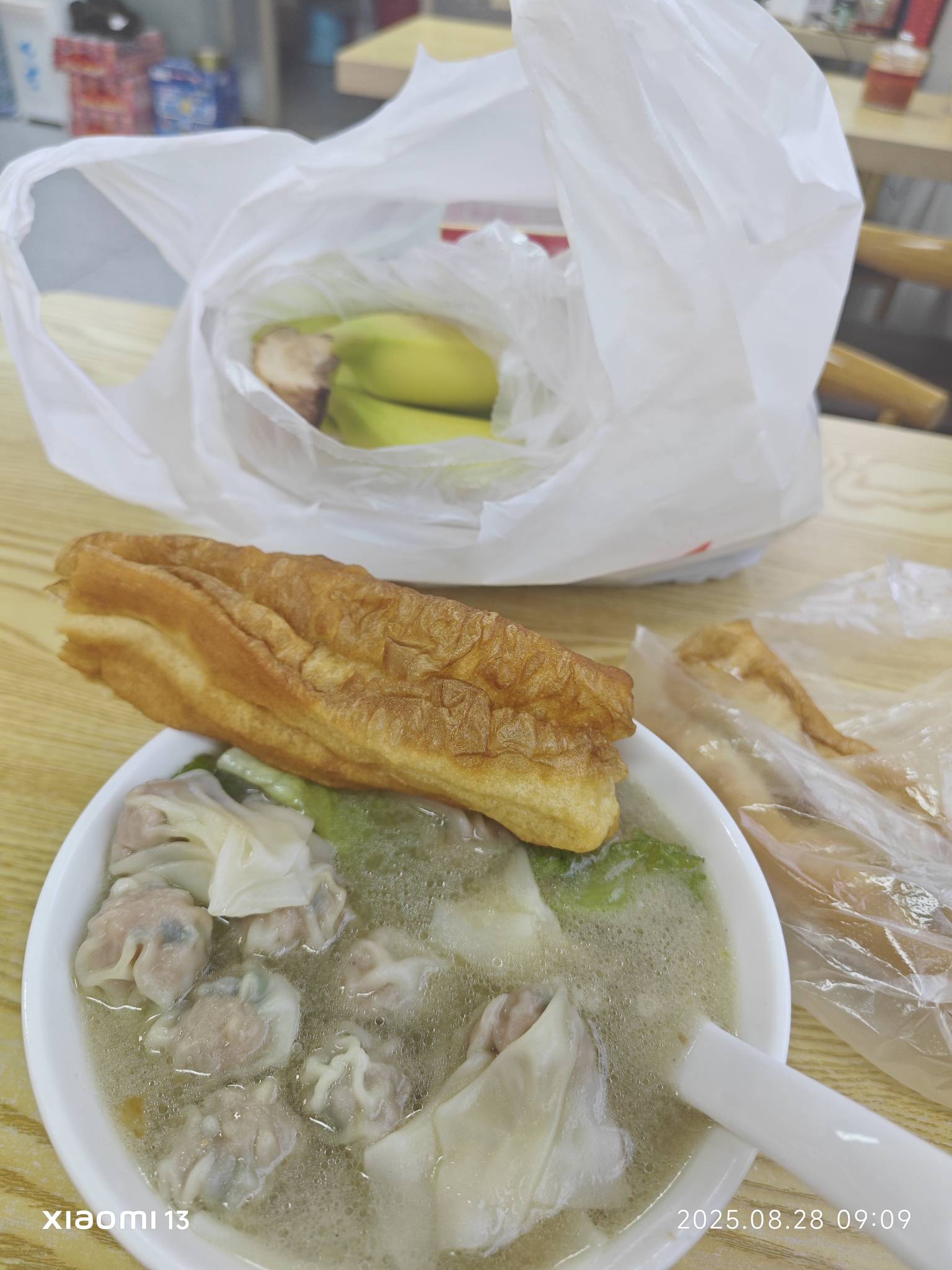 早啊 老哥们  还没破零 申请猪脚饭

26 / 作者:快车 / 