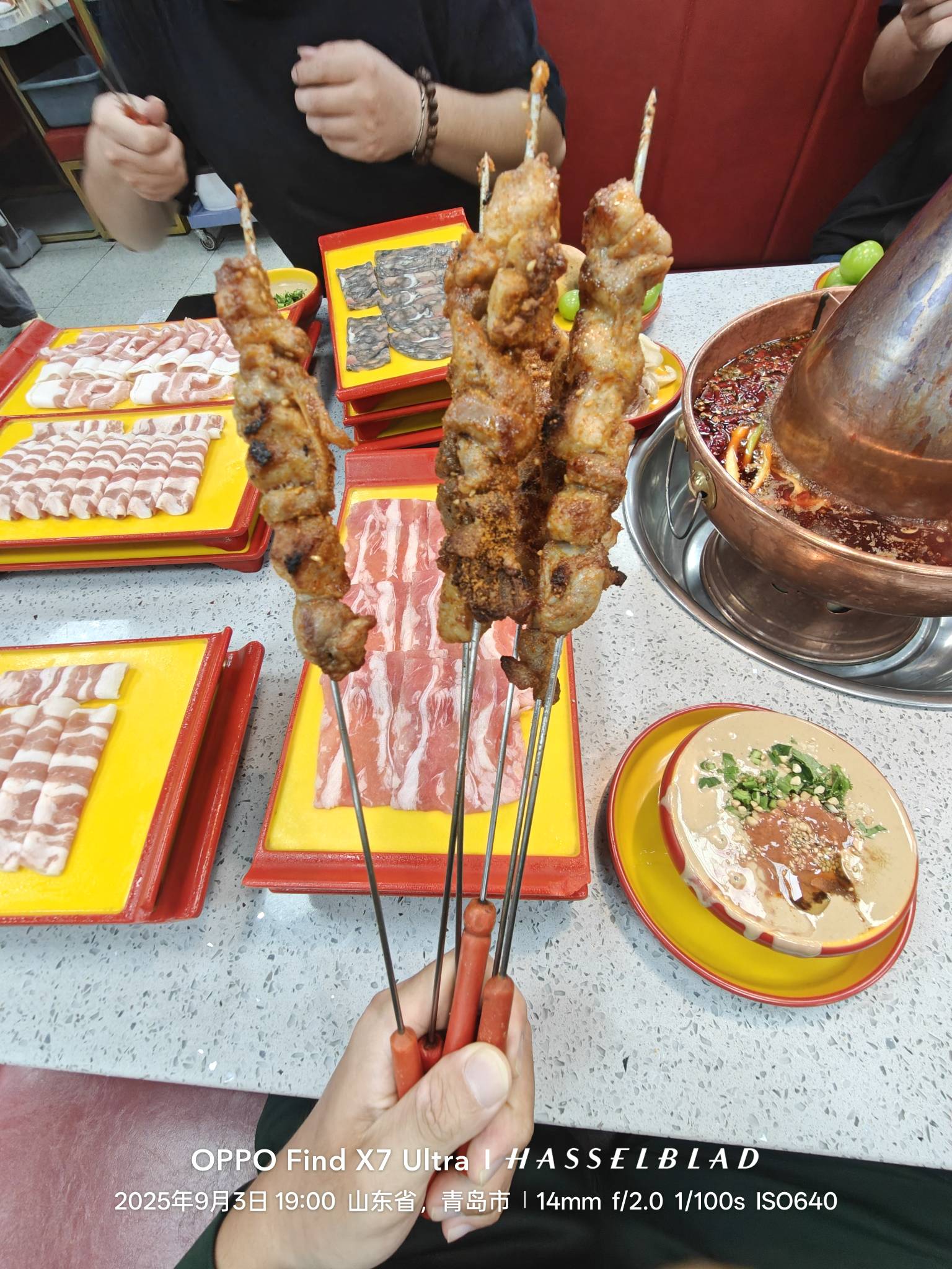 感谢老表助我当灯泡



5 / 作者:时间就是就睡觉 / 