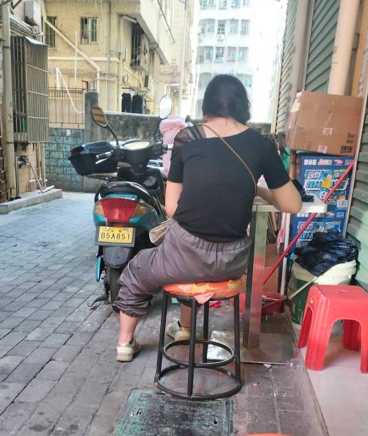 老农任务中心这种活动也能刷屏，是新人太多还是你们偷偷学会重开了秘诀

22 / 作者:尛•牛•氓 / 