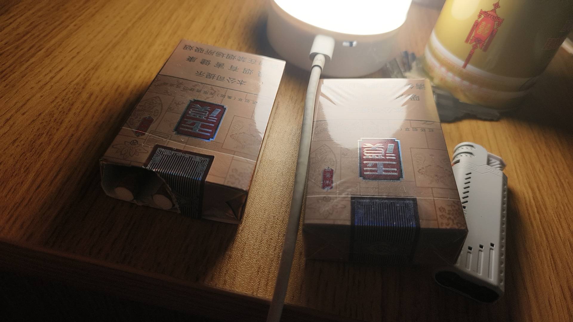 买完烟 没钱点外卖了   自己煮点面吃吧 


3 / 作者:男人永卟言败 / 