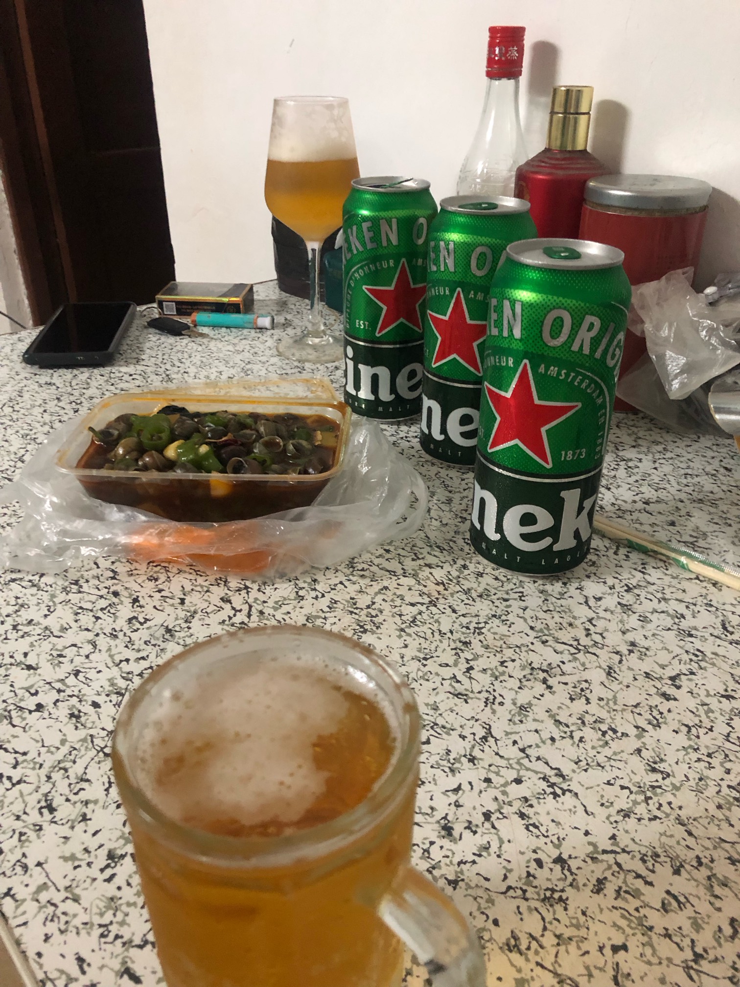 有老哥吗？

56 / 作者:区委叔记 / 