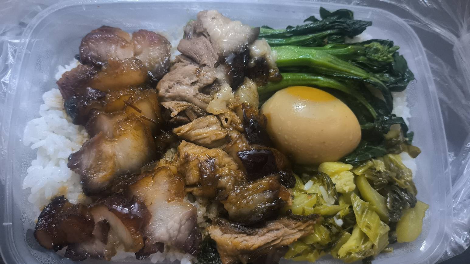 有没有老哥还没搞过燕云的，等会去网吧赚点燕云生活费，好怀念前几个月燕云一天保底最84 / 作者:理理理66 / 